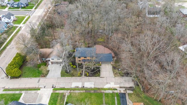 703 Comings Avenue, St. Joseph City, MI 49085