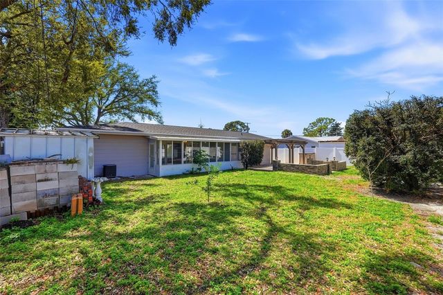 2483 66TH TERRACE S, St Petersburg, FL 33712