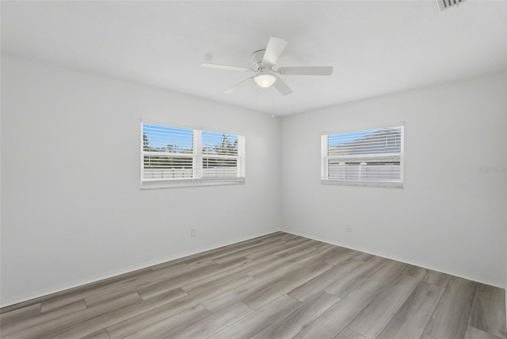 Image 16 of property listing at 2483 66TH TERRACE S, St Petersburg, FL 33712