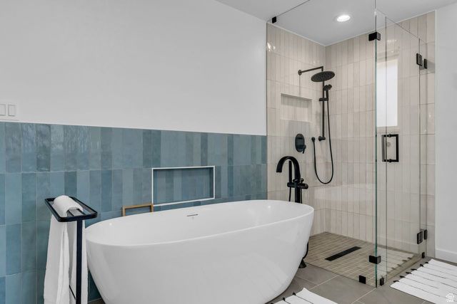 8921 S SHADY MEADOW DR, Sandy, UT 84093