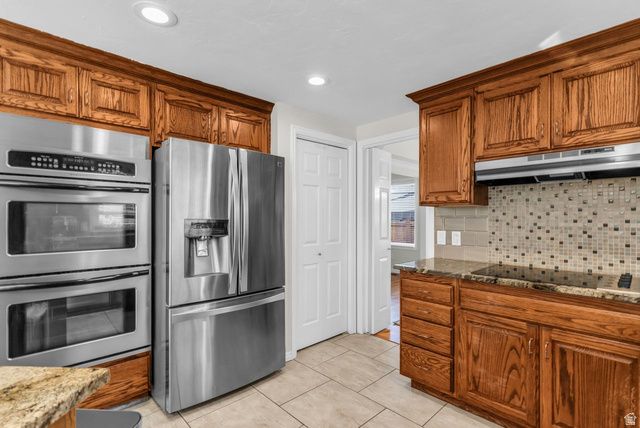 8921 S SHADY MEADOW DR, Sandy, UT 84093