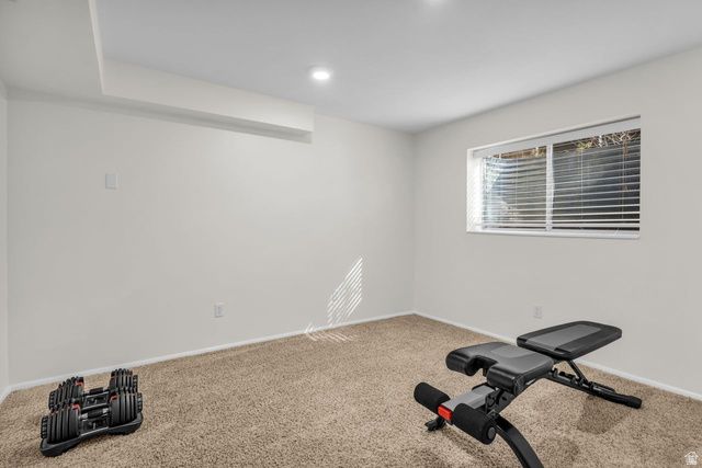 8921 S SHADY MEADOW DR, Sandy, UT 84093