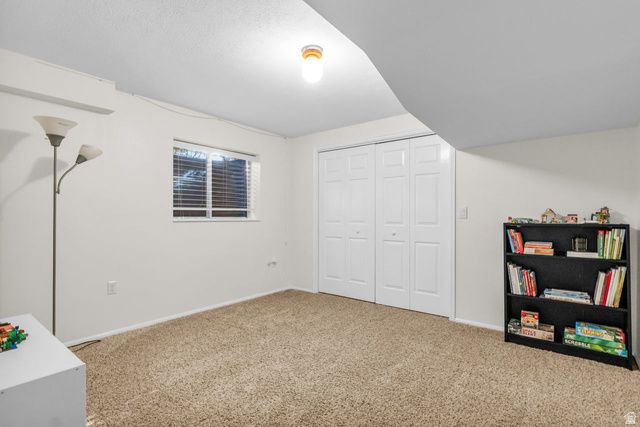 8921 S SHADY MEADOW DR, Sandy, UT 84093