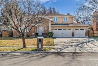 8921 S SHADY MEADOW DR, Sandy, UT 84093