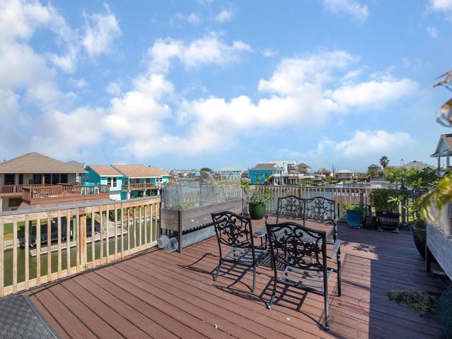 1 S Pintail Street, La Marque, TX 77568