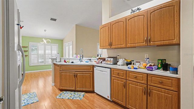 6607 SE 11TH LOOP, Ocala, FL 34472