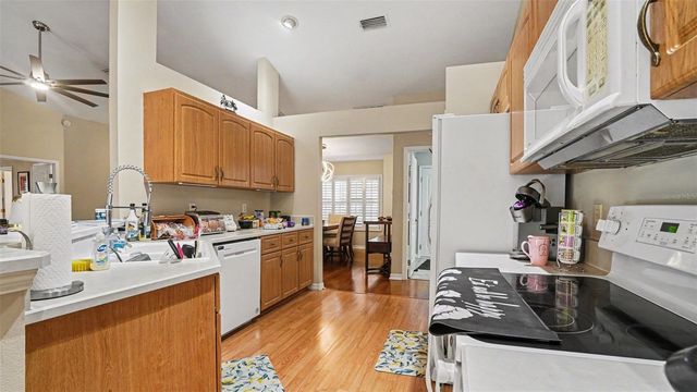 6607 SE 11TH LOOP, Ocala, FL 34472