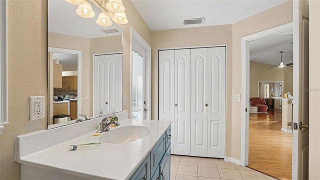 6607 SE 11TH LOOP, Ocala, FL 34472