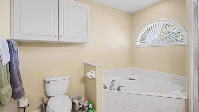 6607 SE 11TH LOOP, Ocala, FL 34472