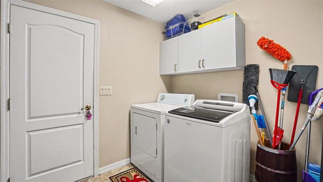 6607 SE 11TH LOOP, Ocala, FL 34472