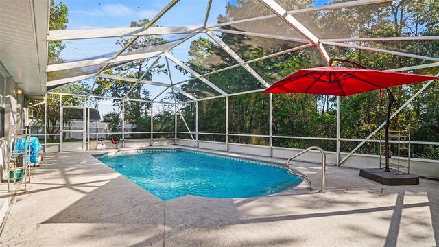 6607 SE 11TH LOOP, Ocala, FL 34472