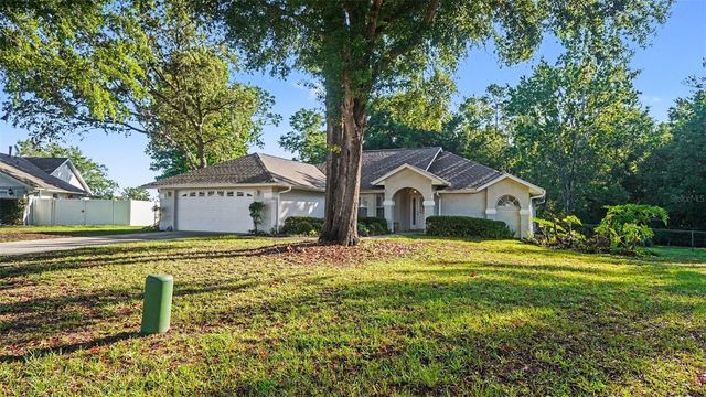 6607 SE 11TH LOOP, Ocala, FL 34472