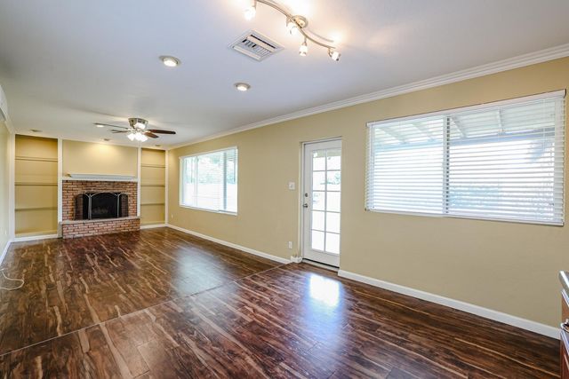 1005 E Cavalier Drive, Phoenix, AZ 85014