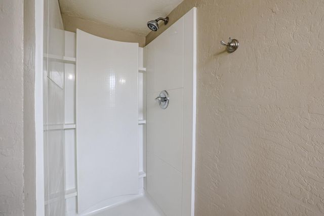 1005 E Cavalier Drive, Phoenix, AZ 85014
