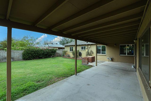 1005 E Cavalier Drive, Phoenix, AZ 85014