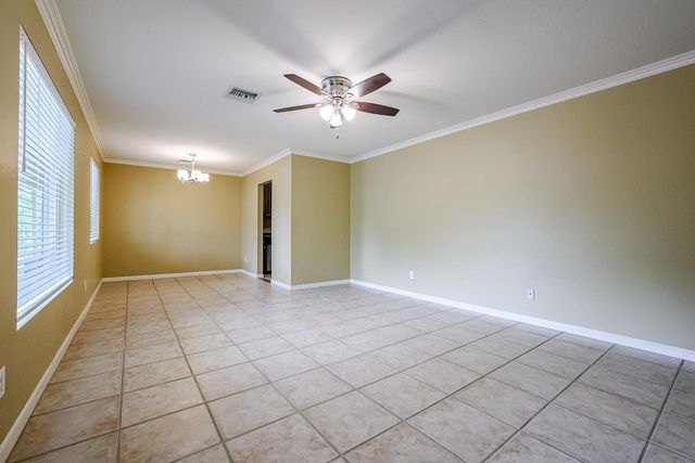 1005 E Cavalier Drive, Phoenix, AZ 85014