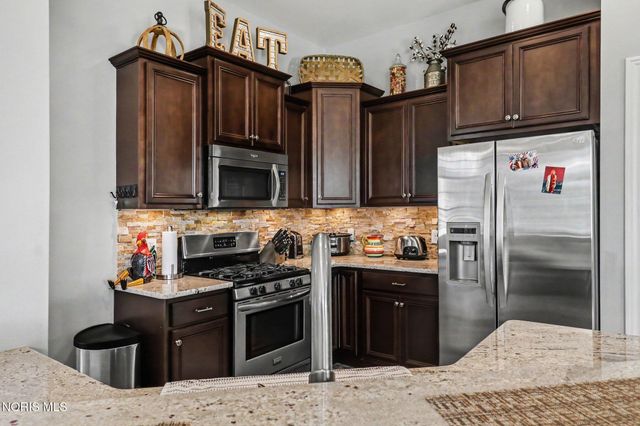 10711 Shayni Lane, Whitehouse, OH 43571