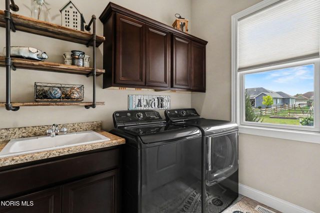 10711 Shayni Lane, Whitehouse, OH 43571