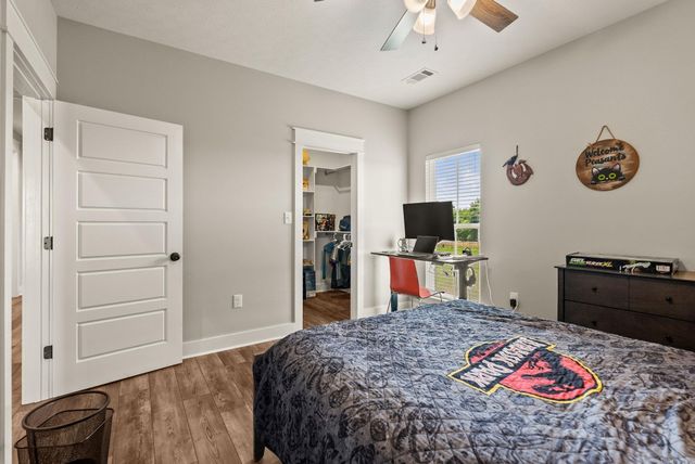 18 Brookeview Drive, Greenbrier, AR 72058