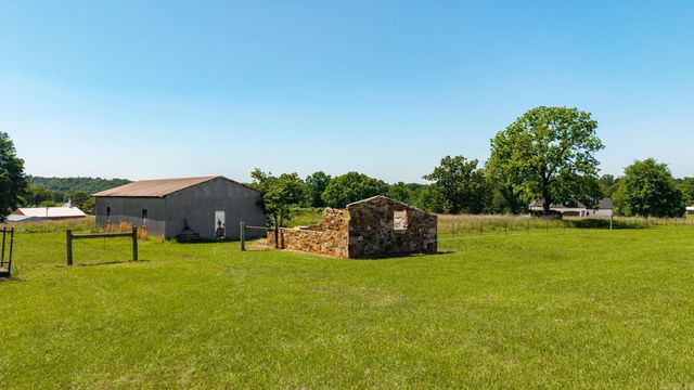 18 Brookeview Drive, Greenbrier, AR 72058