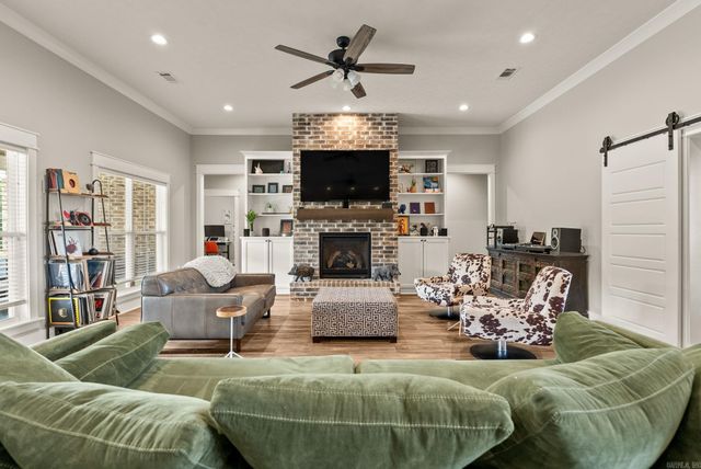 18 Brookeview Drive, Greenbrier, AR 72058