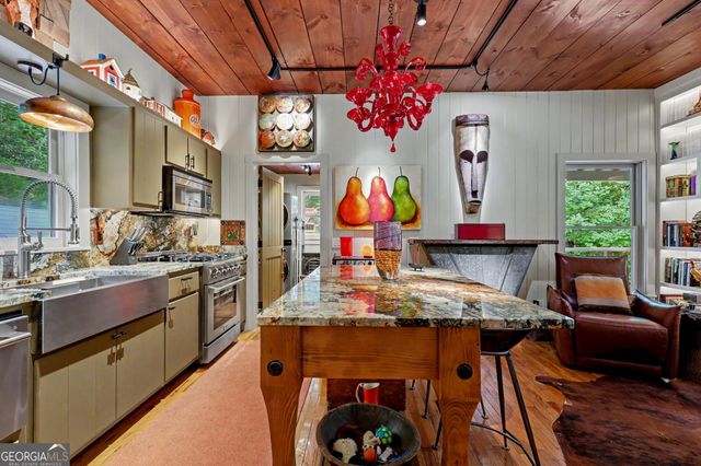 464 Myrtle Lane, Clayton, GA 30525