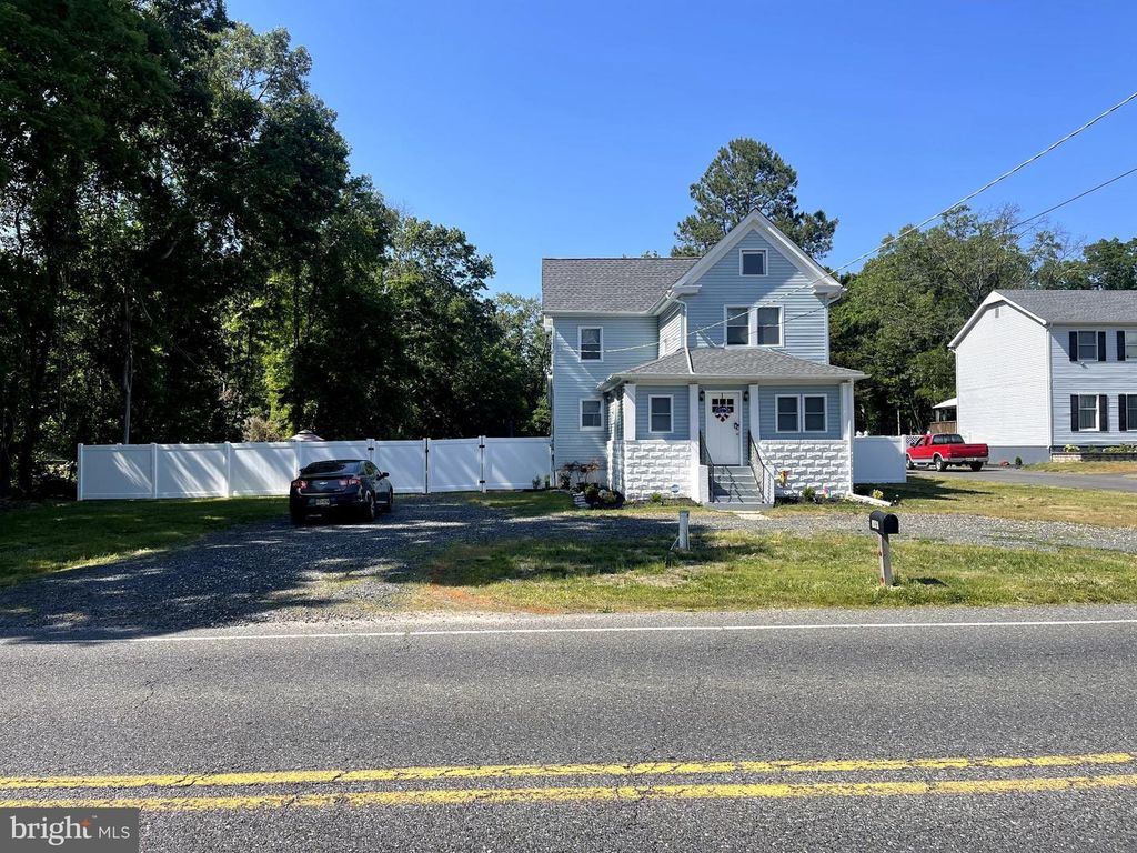 1697 COLES MILL RD, FRANKLINVILLE, NJ 08322 — exterior