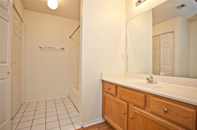 58 Holly Drive B, Bentonville, AR 72712