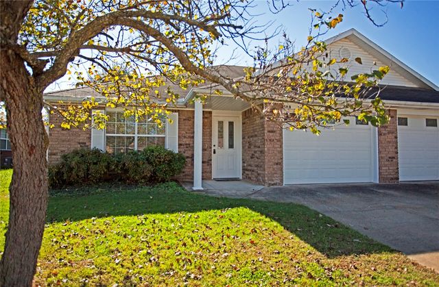 58 Holly Drive B, Bentonville, AR 72712