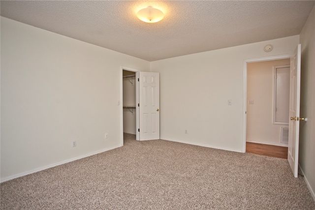 58 Holly Drive B, Bentonville, AR 72712