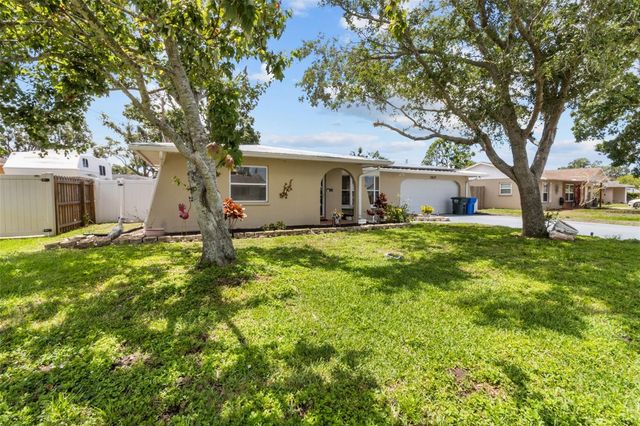 3507 OXFORD DRIVE W, Bradenton, FL 34205
