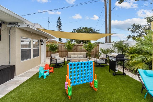 3507 OXFORD DRIVE W, Bradenton, FL 34205