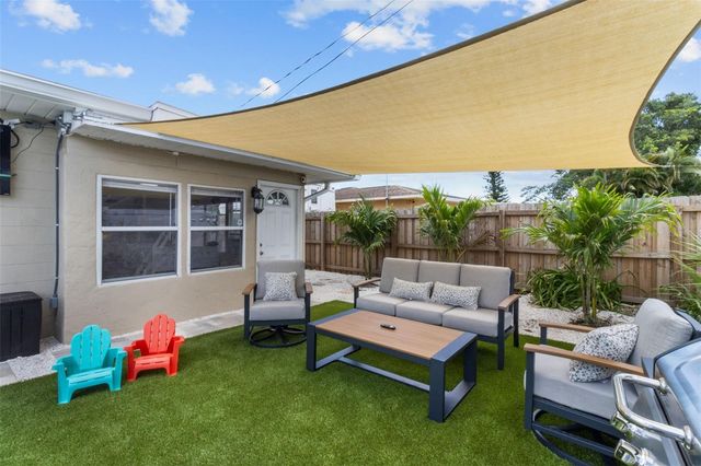 3507 OXFORD DRIVE W, Bradenton, FL 34205