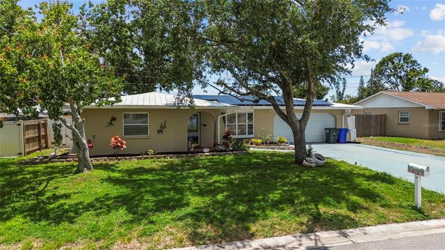 3507 OXFORD DRIVE W, Bradenton, FL 34205