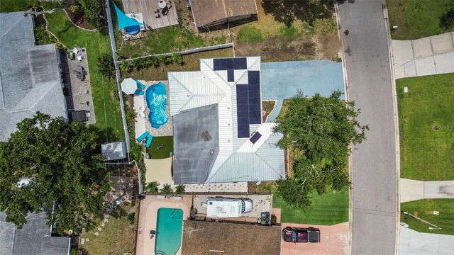 3507 OXFORD DRIVE W, Bradenton, FL 34205
