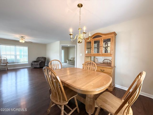 11 Rocky Hill Road, Manahawkin, NJ 08050