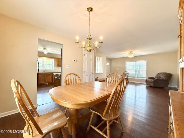 11 Rocky Hill Road, Manahawkin, NJ 08050
