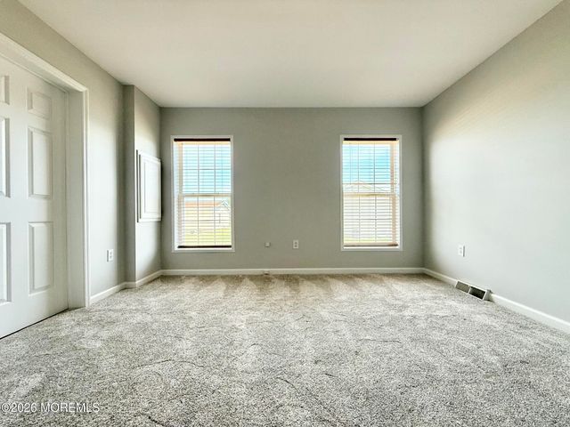 11 Rocky Hill Road, Manahawkin, NJ 08050