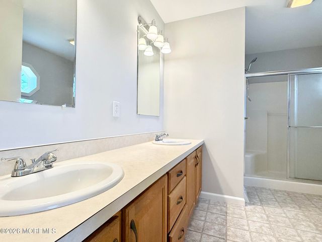 11 Rocky Hill Road, Manahawkin, NJ 08050