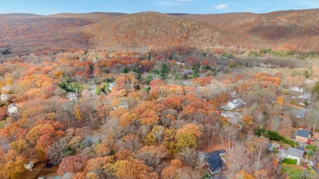 3 Grey Beech Lane, Pomona, NY 10970