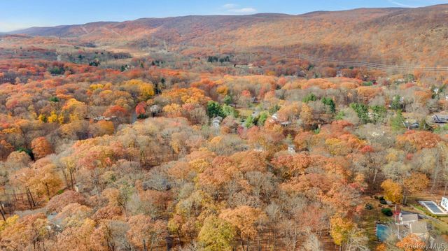 3 Grey Beech Lane, Pomona, NY 10970