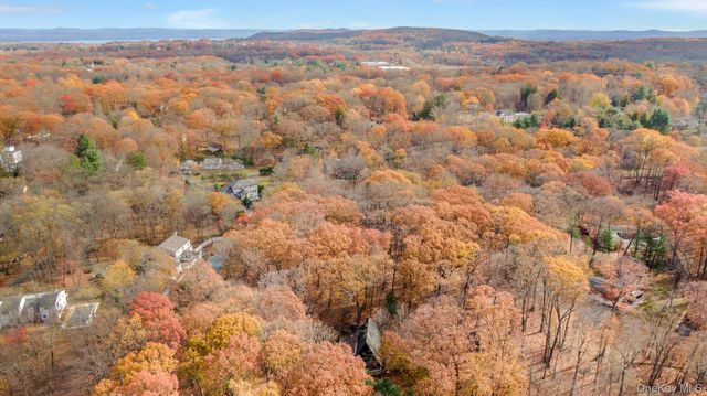 3 Grey Beech Lane, Pomona, NY 10970