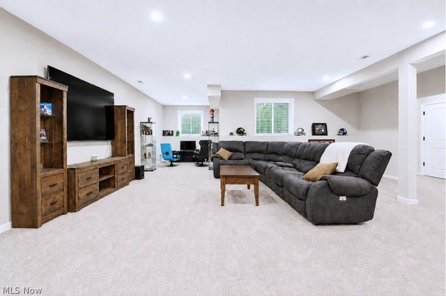 8208 Mustang Lane, Mentor, OH 44060