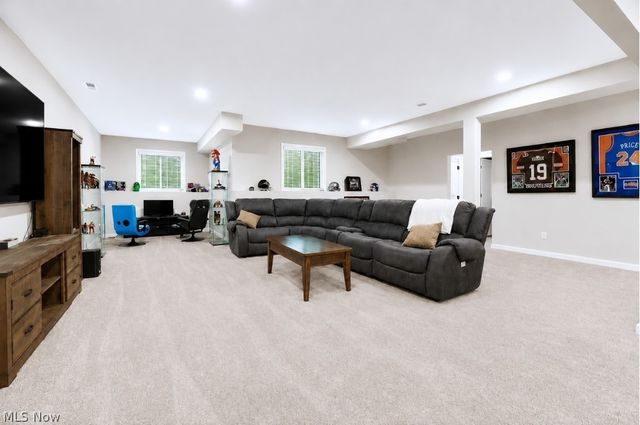 8208 Mustang Lane, Mentor, OH 44060