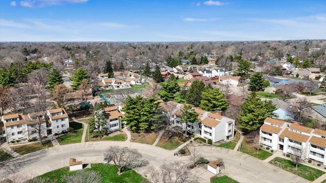 2115 Melrose Drive C, Champaign, IL 61820