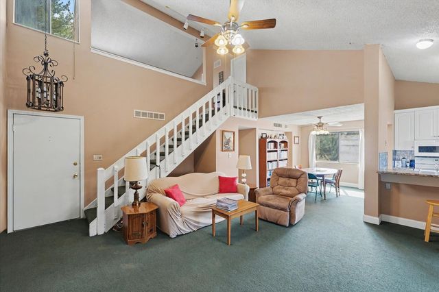 2115 Melrose Drive C, Champaign, IL 61820