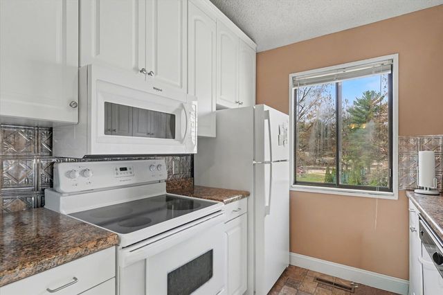 2115 Melrose Drive C, Champaign, IL 61820