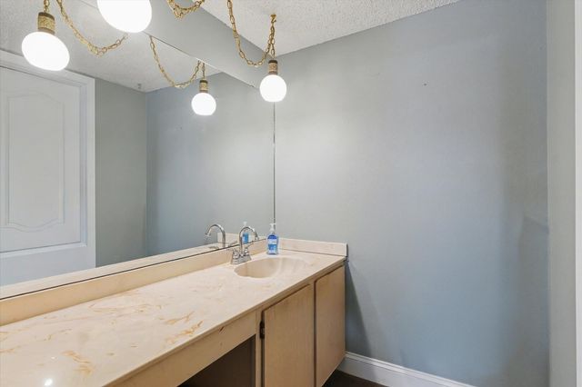 2115 Melrose Drive C, Champaign, IL 61820