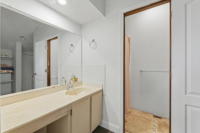 2115 Melrose Drive C, Champaign, IL 61820