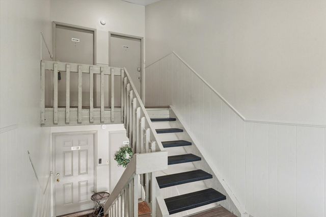 2115 Melrose Drive C, Champaign, IL 61820